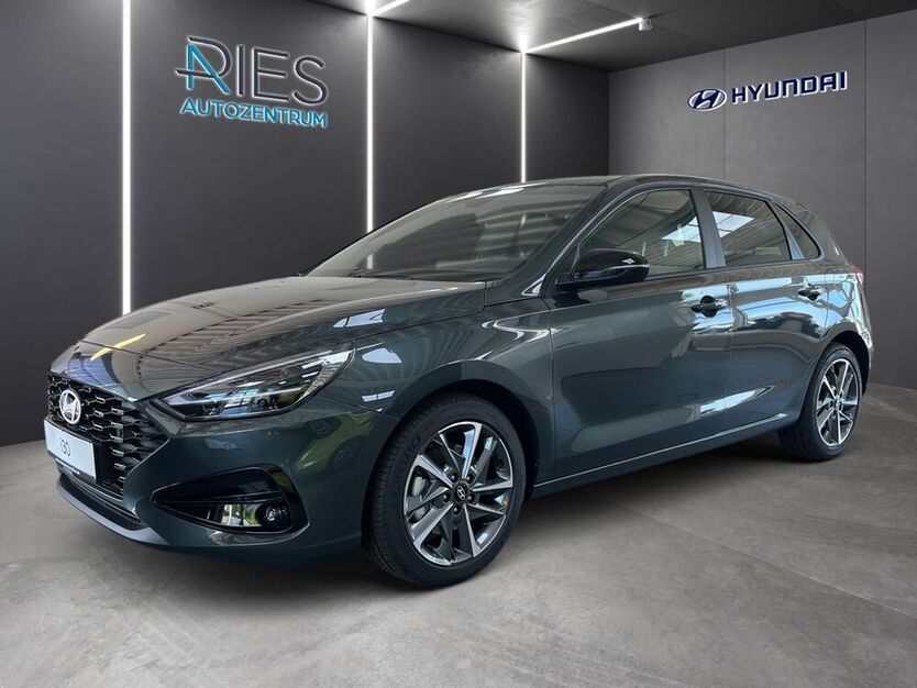 i30