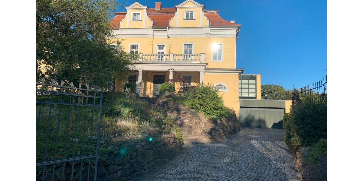 Dachgeschoßwohnung Halle (Saale) - 3 Zimmer, 75 m&sup2;, 1.190&euro; | Angebot:26008357