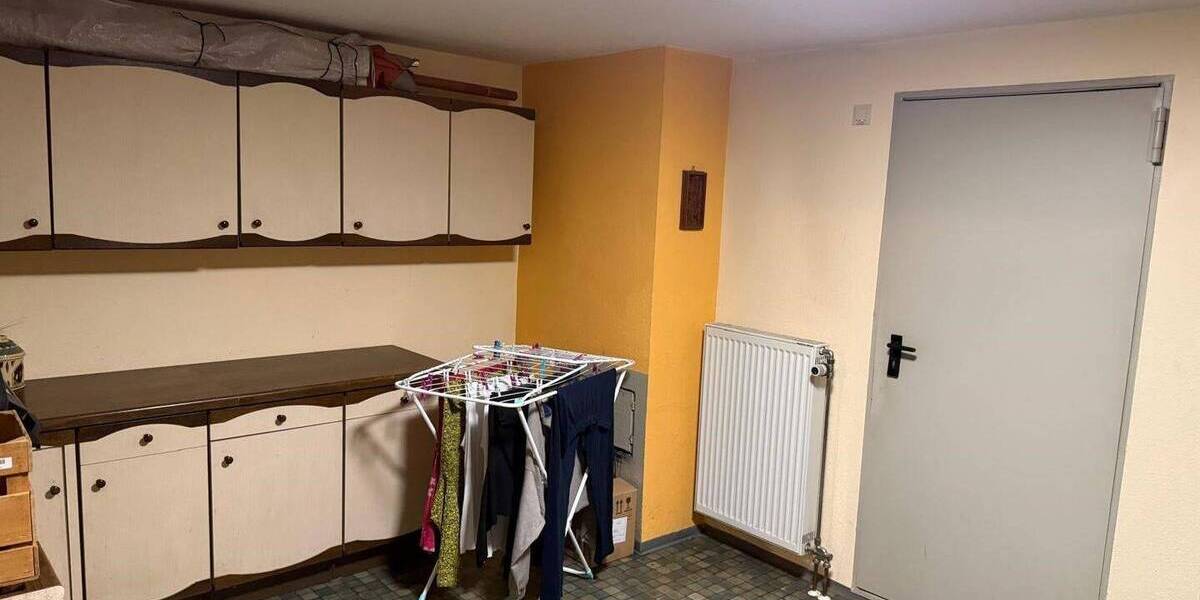 Einfamilienhaus Münchberg - 5 Zimmer, 117 m&sup2;, 225.000&euro; | Angebot:25995755