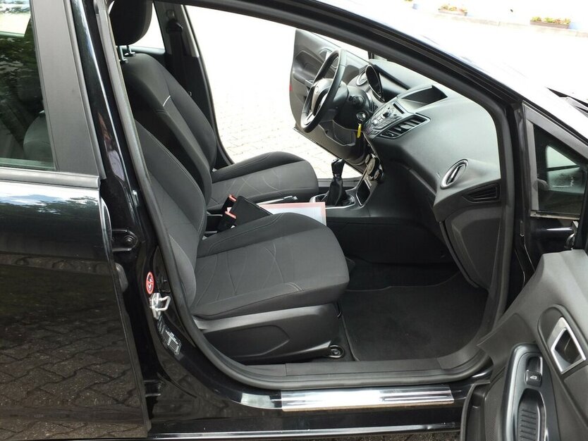 Ford Fiesta SYNC EDITION COOL&SOUND START-STOP 98.755 km 6.998 € Köln 50858