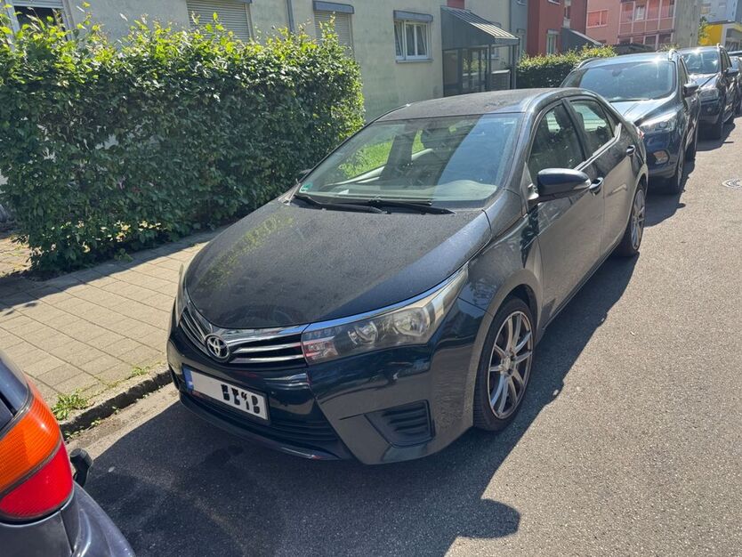 Toyota Corolla 210.000 km 6.900 € Ingolstadt 85055