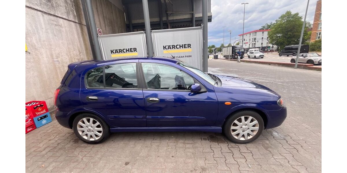 Nissan Almera 199.400 km 1.000 &euro; Hamburg 22043