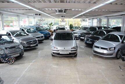 Fiat Punto 75.000 km 3.490 &euro; Essen 45356