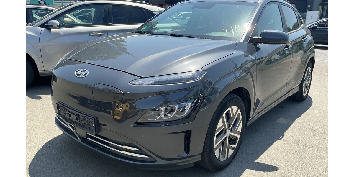 Hyundai KONA 50.746 km 24.500 &euro; Eitorf 53783