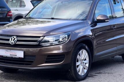 VW Tiguan 128.939 km 7.999 &euro; Sulz a. N 72172