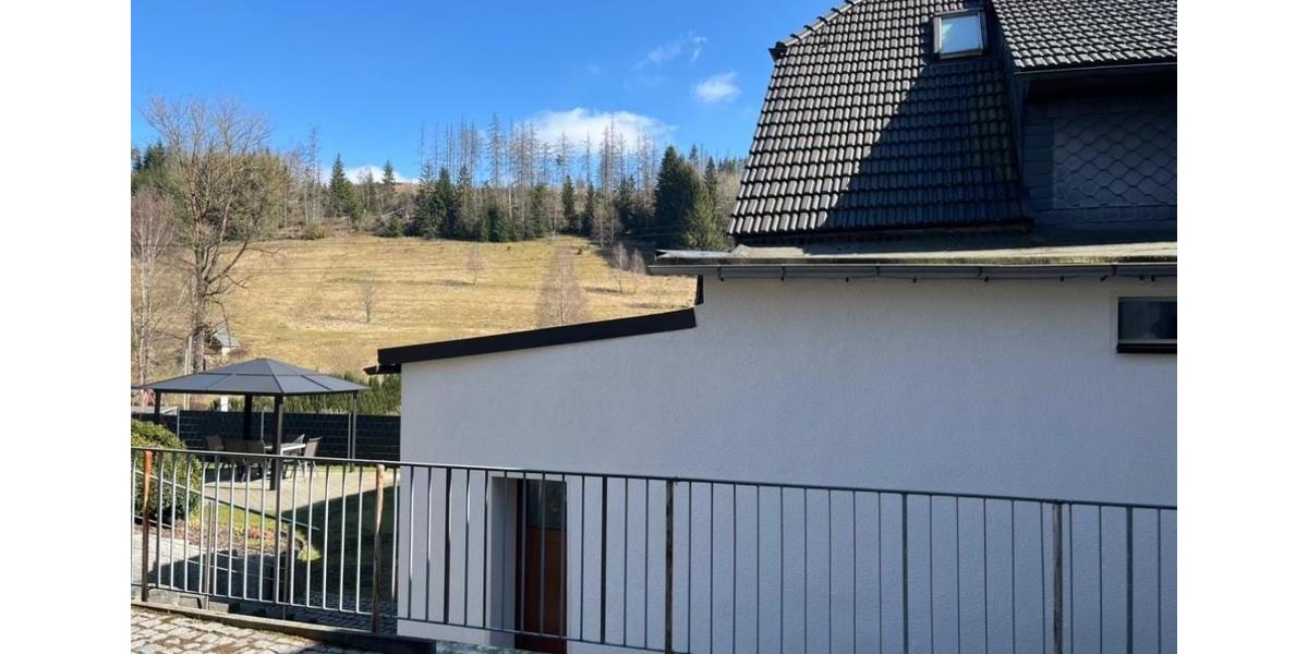 Einfamilienhaus Sonneberg - 10 Zimmer, 245 m&sup2;, 198.000&euro; | Angebot:25348277