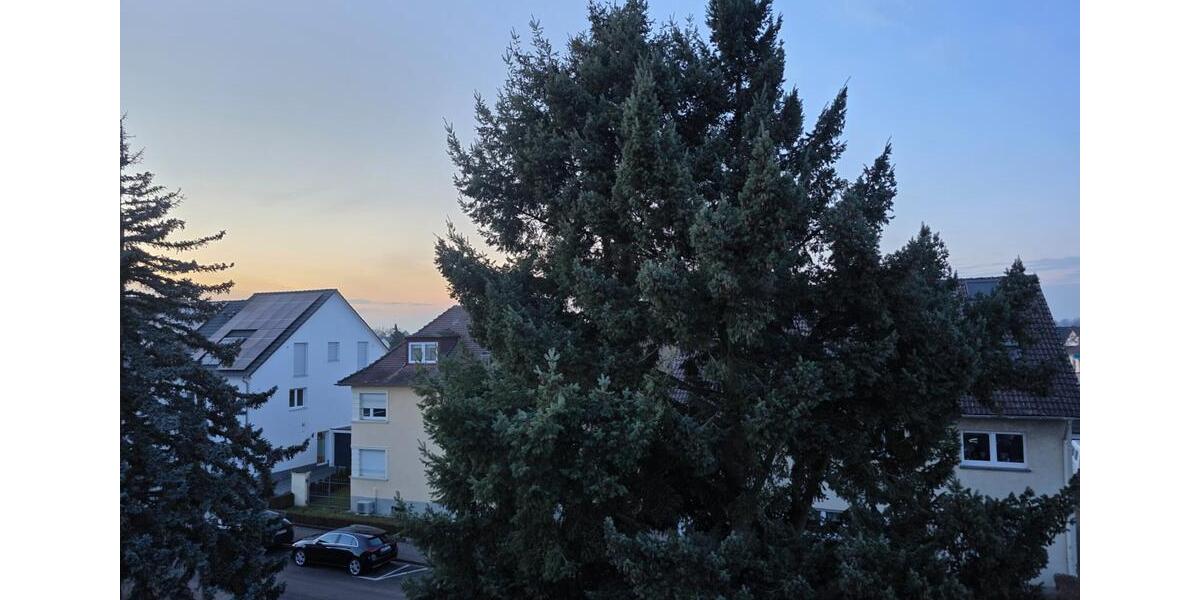 Dachgeschoßwohnung Karlsruhe Neureut - 3 Zimmer, 85 m&sup2;, 850&euro; | Angebot:25960844