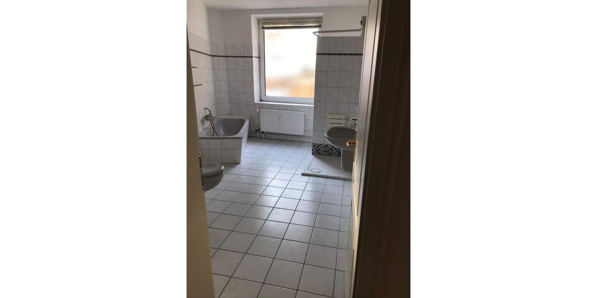 Etagenwohnung Flensburg Altstadt - 3 Zimmer, 82 m&sup2;, 245.000&euro; | Angebot:25747326