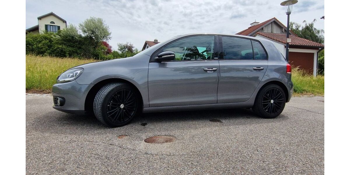 VW Golf 139.000 km 6.150 &euro; Reitmehring 83512