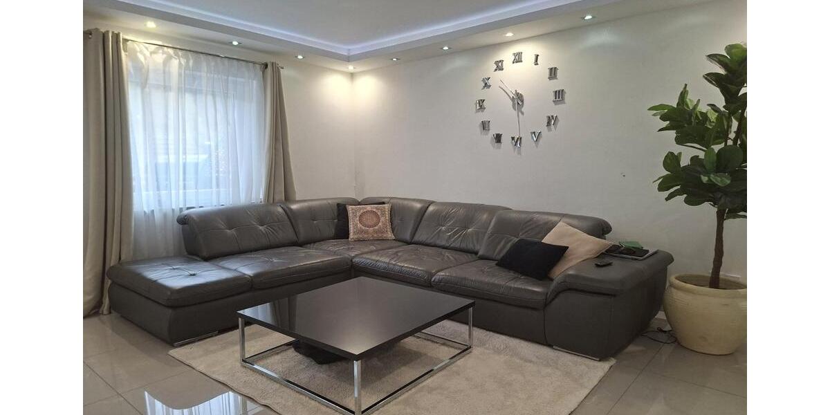 Doppelhaushälfte Tuttlingen - 5.5 Zimmer, 162 m&sup2;, 415.000&euro; | Angebot:26980287