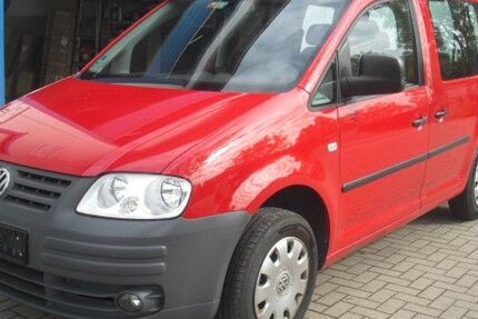 VW Caddy 221.331 km 2.000 &euro; Aichach 86551