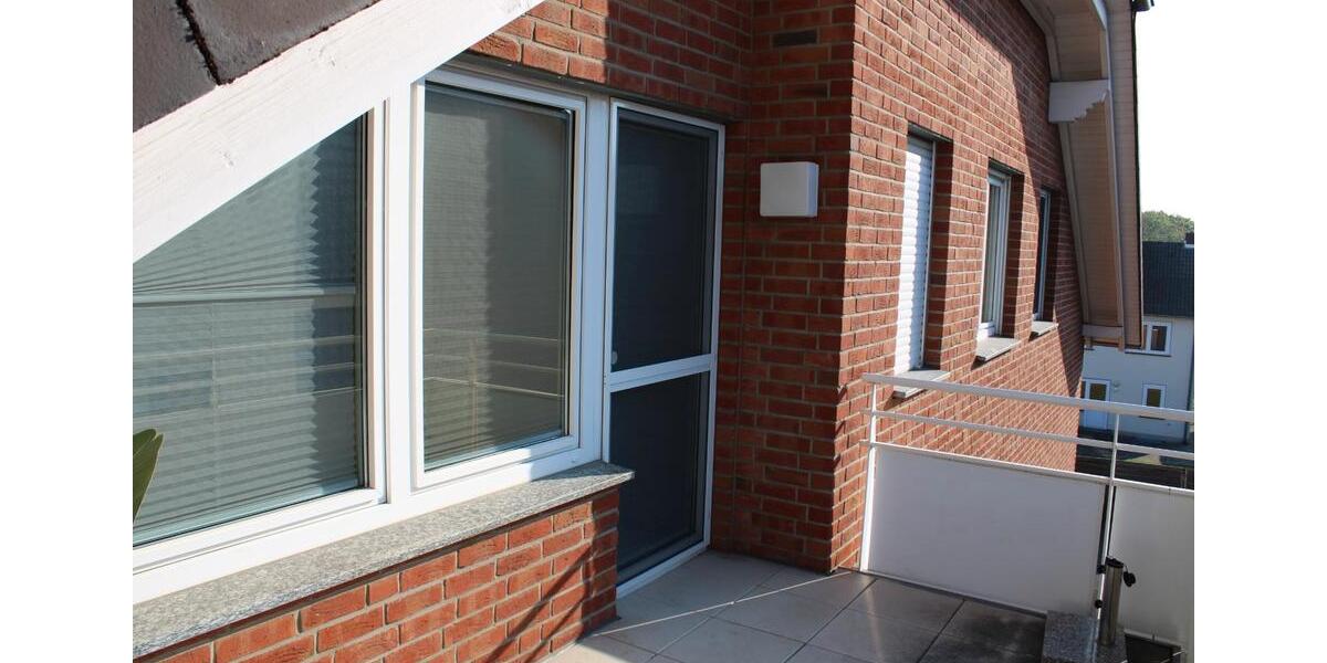 Dachgeschoßwohnung Paderborn Neuenbeken - 3 Zimmer, 78 m&sup2;, 335.000&euro; | Angebot:26602552