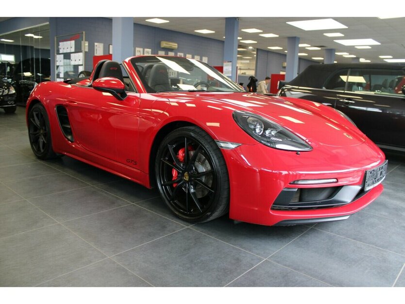 Porsche 718 Boxster GTS Sport-/AGA/Chrono/Design 73.299 km 63.980 € Euskirchen 53881