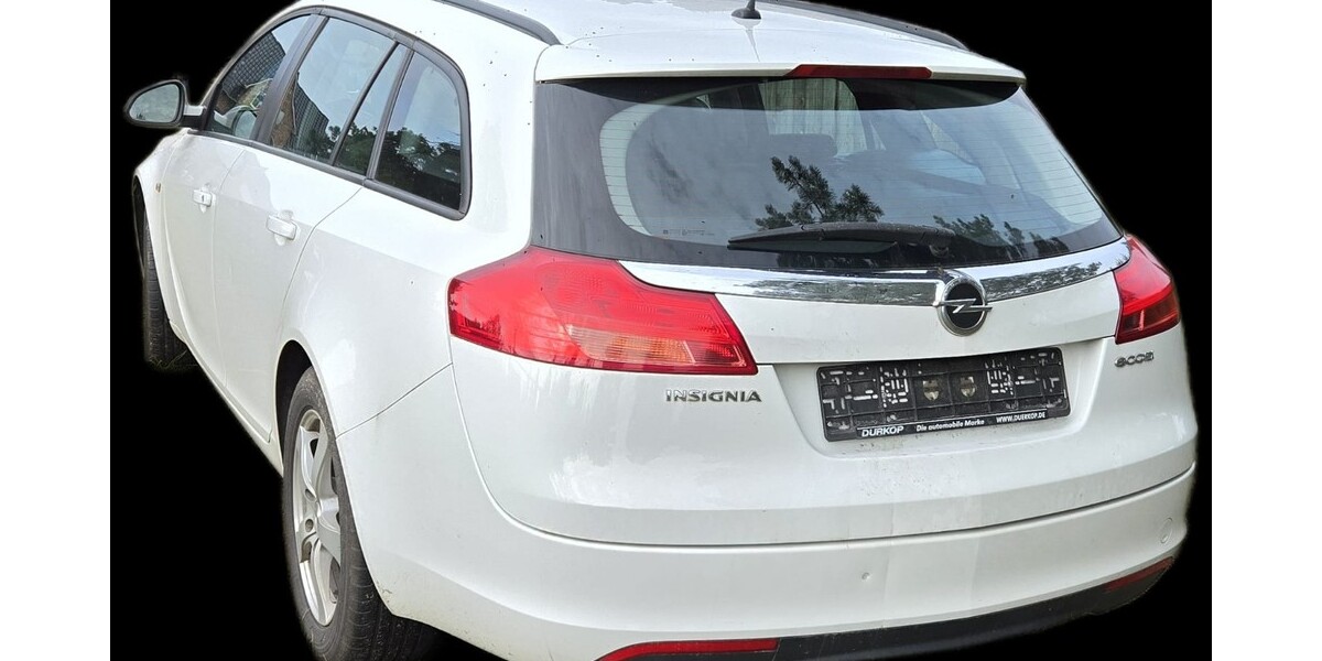 Opel Insignia 145.300 km 5.900 &euro; Altdöbern 03229