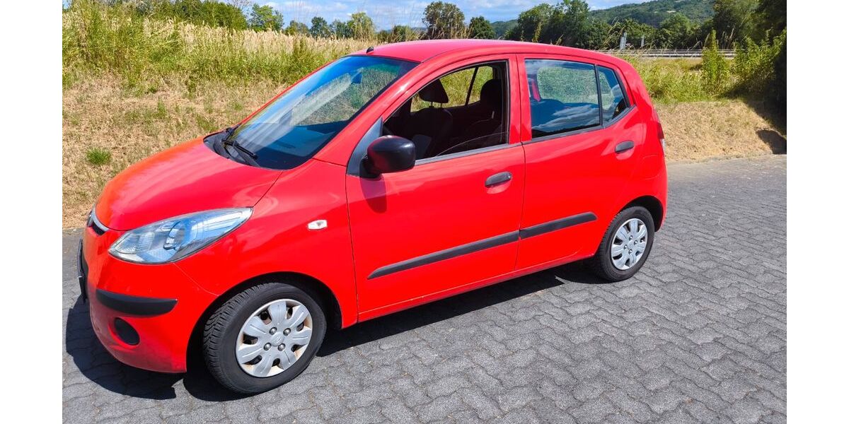 Hyundai i10 122.000 km 2.300 &euro; Sinzig 53489