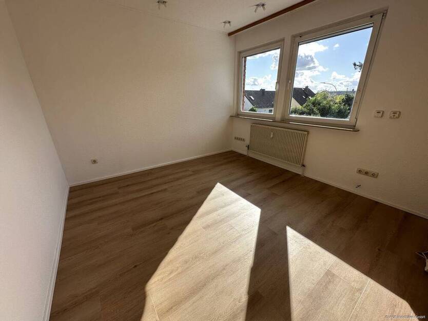 Herrlicher Bungalow in Feldrandlage mit Garten (exklusive EinliegerWohnung)