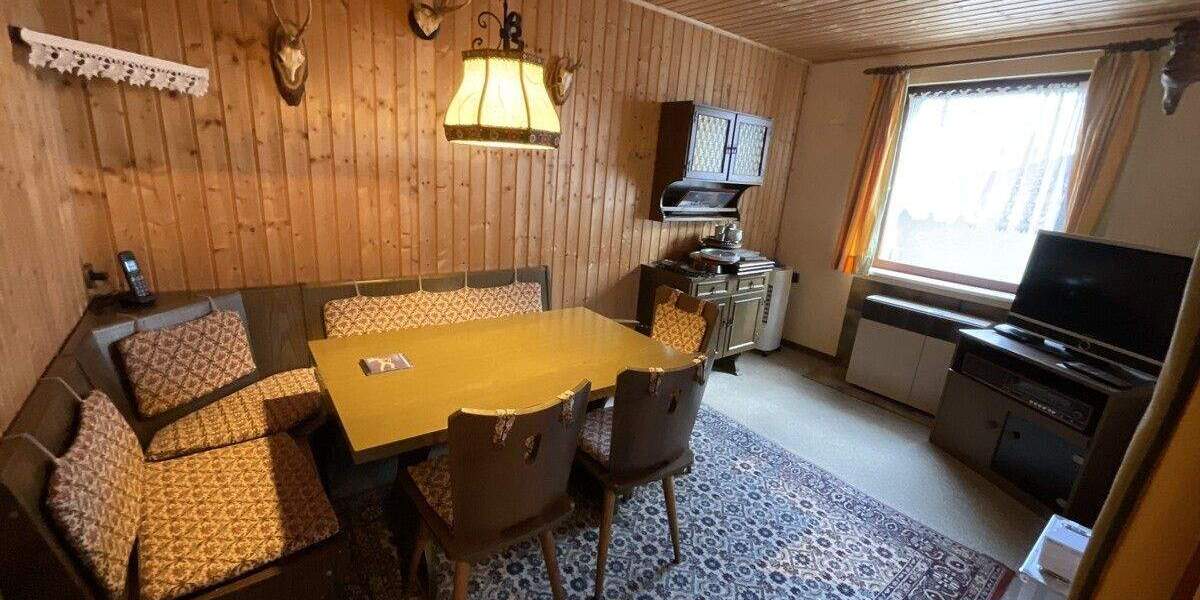 Doppelhaushälfte Villingen-Schwenningen Schwenningen - 9 Zimmer, 158 m&sup2;, 280.000&euro; | Angebot:25741648