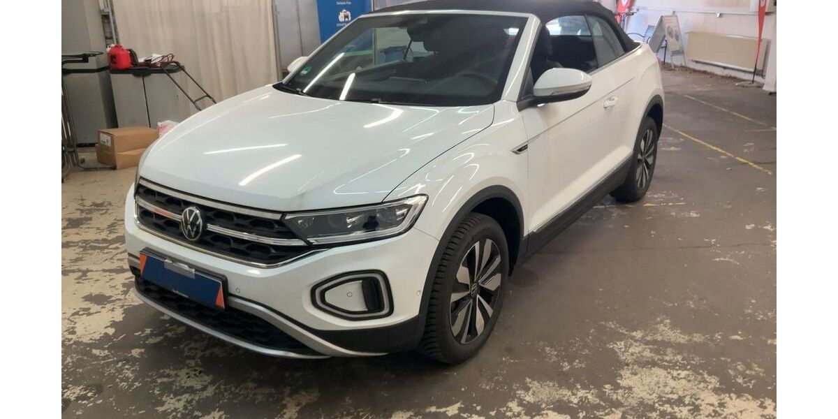 VW T-Roc 2.200 km 29.950 &euro; Geesthacht bei Hamburg 21502