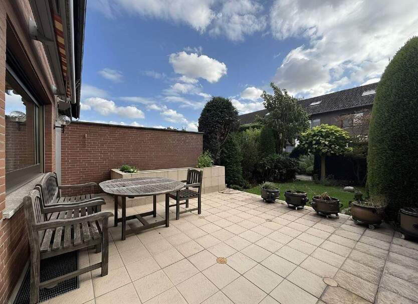 GEMÜTLICHES REIHENMITTELHAUS IN KREFELD KLIEDBRUCH ZU VERKAUFEN! 5 zimmer