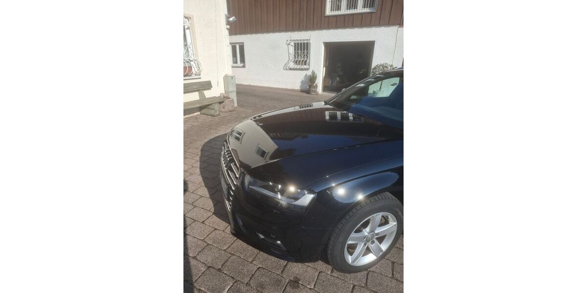 Audi A4 182.000 km 8.700 &euro; Seefeld 82229
