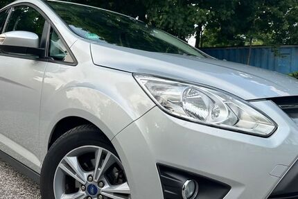 Ford C-Max 87.000 km 6.300 € Hamburg 21079