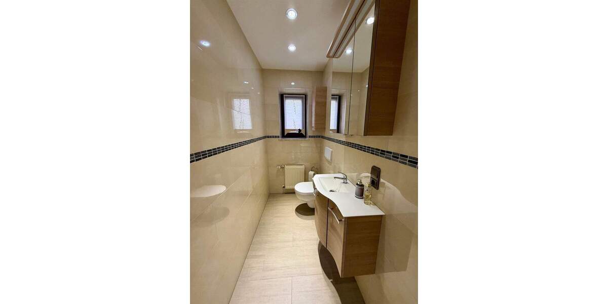 Etagenwohnung Hersbruck Altensittenbach - 6 Zimmer, 152 m&sup2;, 485.000&euro; | Angebot:25726431