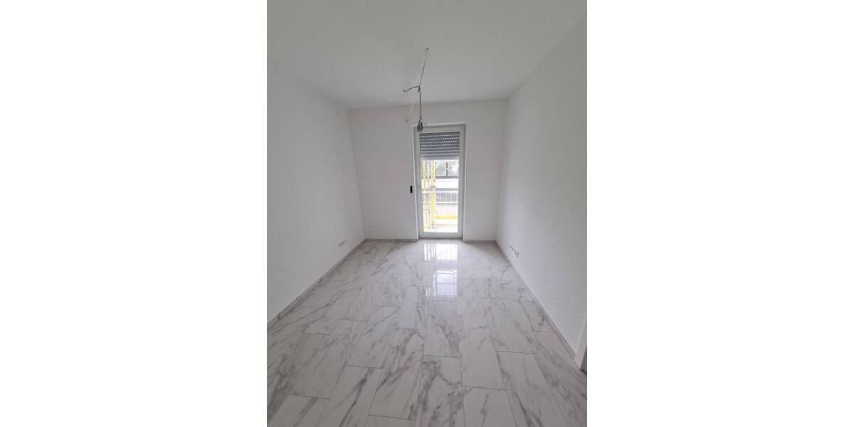 Etagenwohnung Bad Wimpfen - 3 Zimmer, 81 m&sup2;, 1.300&euro; | Angebot:26556708