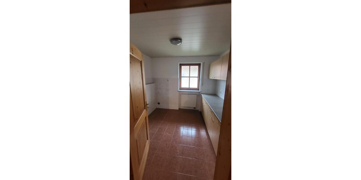 Erdgeschoßwohnung Rattenberg - 2 Zimmer, 120 m&sup2;, 900&euro; | Angebot:25977065
