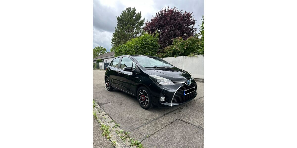 Toyota Yaris 119.548 km 11.900 &euro; Augsburg 86150