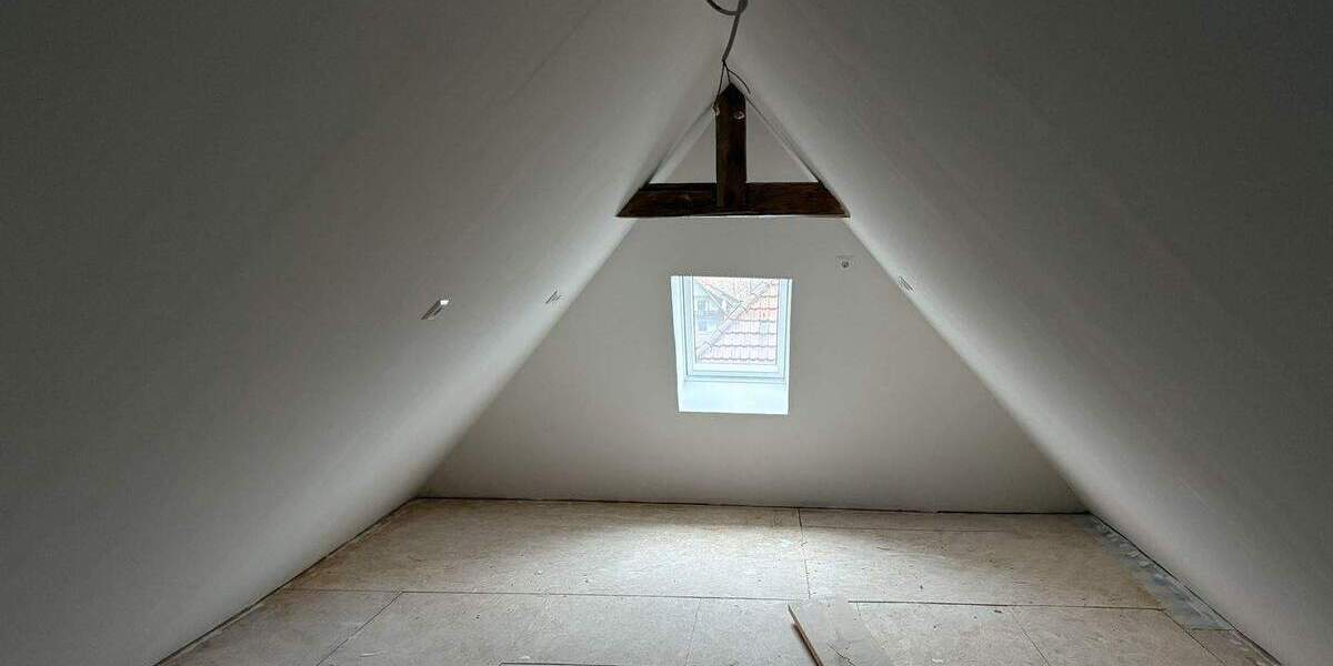 Etagenwohnung Bad Schussenried - 2 Zimmer, 88 m&sup2;, 1.100&euro; | Angebot:25192696