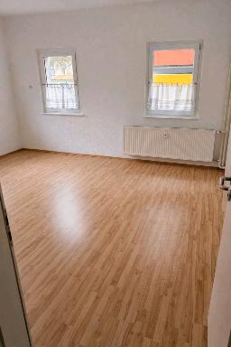 Erdgeschoßwohnung Villingen-Schwenningen Schwenningen - 1 Zimmer, 63 m&sup2;, 770&euro; | Angebot:26336122