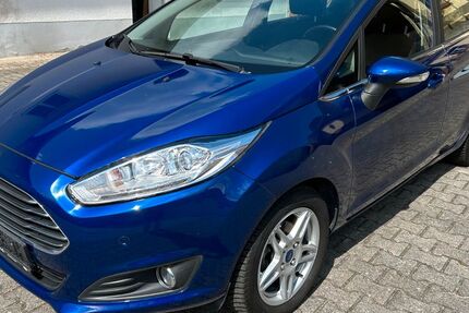 Ford Fiesta 136.384 km 6.350 € Ober-Ramstadt 64372