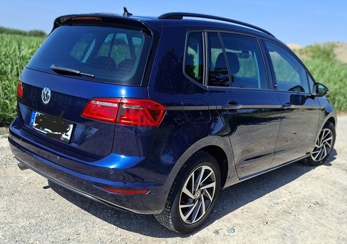 VW Golf Sportsvan 118.000 km 13.900 &euro; Calberlah 38547