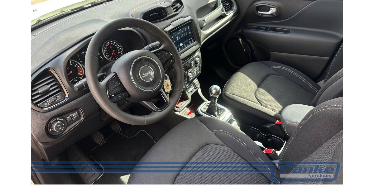 Jeep Renegade Night Eagle FWD 1.0 T-GDI*AHK*PDC*BT* 22.049 km 15.990 &euro; Berlin 13187