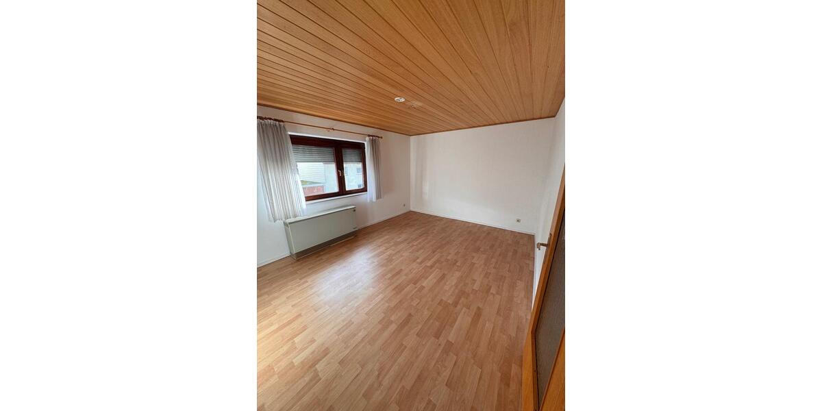 Renoviertes Einfamilienhaus nur für Familie zur Miete 8 zimmer