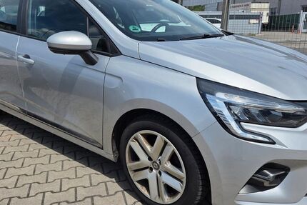 Renault Clio 192.000 km 7.400 &euro; Nürnberg 90439