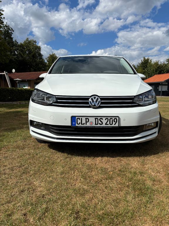 VW Touran 107.000 km 16.900 € Friesoythe 26169