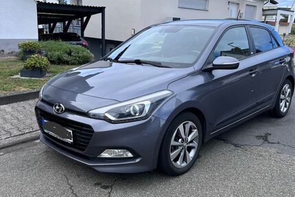 Hyundai i20 140.500 km 6.490 &euro; Katzenelnbogen 56368