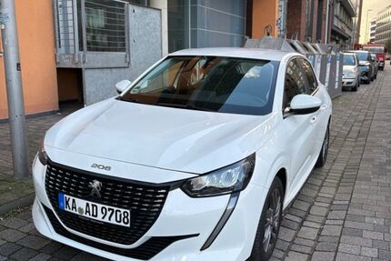 Peugeot 208 58.000 km 13.500 &euro; Düsseldorf 40221