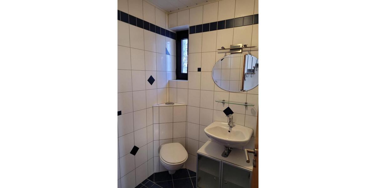 Einfamilienhaus Sankt Ingbert - 6 Zimmer, 120 m&sup2;, 168.000&euro; | Angebot:27092311
