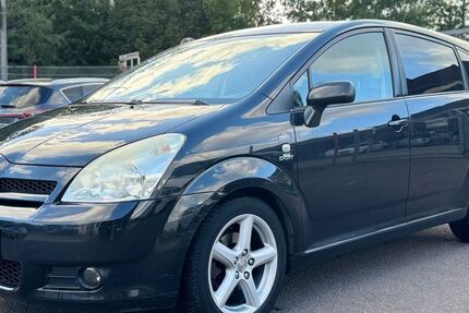 Toyota Corolla Verso 280.000 km 2.490 € Saarlouis 66740