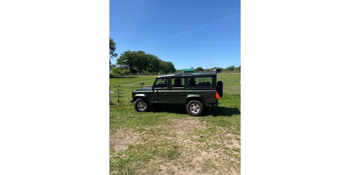 Land Rover Defender 93.000 km 44.900 &euro; Hamburg 22397