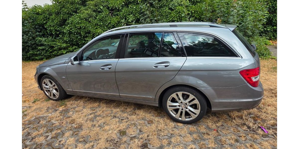 Mercedes-Benz 200 250.000 km 4.950 &euro; Hasbergen 49205