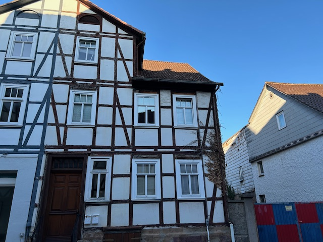 Einfamilienhaus Bad Sooden-Allendorf Allendorf - 7 Zimmer, 135 m&sup2;, 110.000&euro; | Angebot:26217233