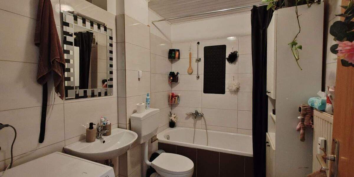 Etagenwohnung Burghausen - 3 Zimmer, 65 m&sup2;, 179.000&euro; | Angebot:25262009