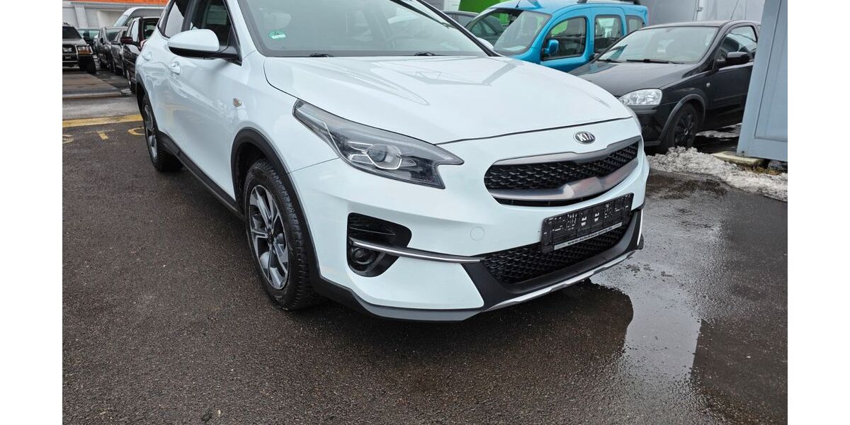 Kia XCeed 107.454 km 12.700 &euro; Berlin 13055
