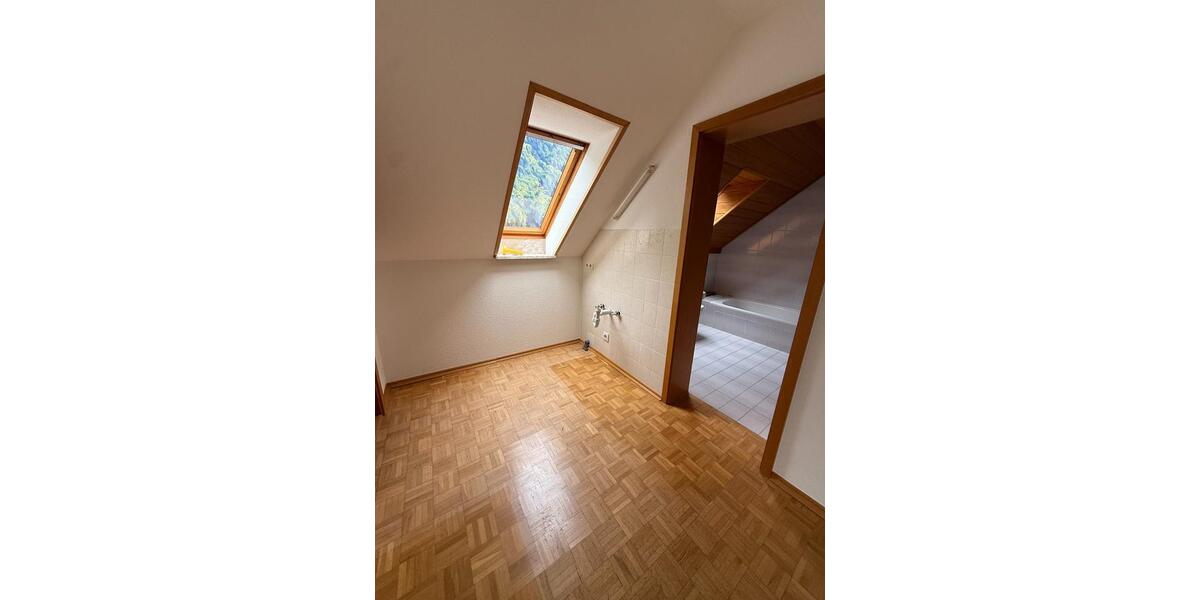 Dachgeschoßwohnung Neusäß - 1.5 Zimmer, 36 m&sup2;, 850&euro; | Angebot:25821308
