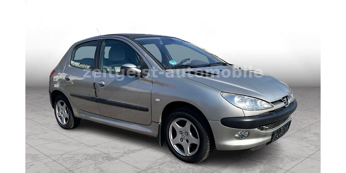 Peugeot 206 125.000 km 2.985 &euro; Potsdam 14480