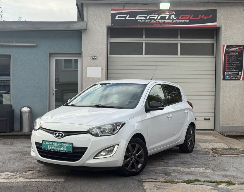 i20