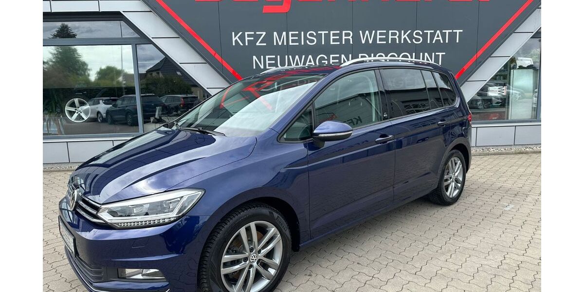 VW Touran 117.144 km 17.899 &euro; Mönchhagen 18182